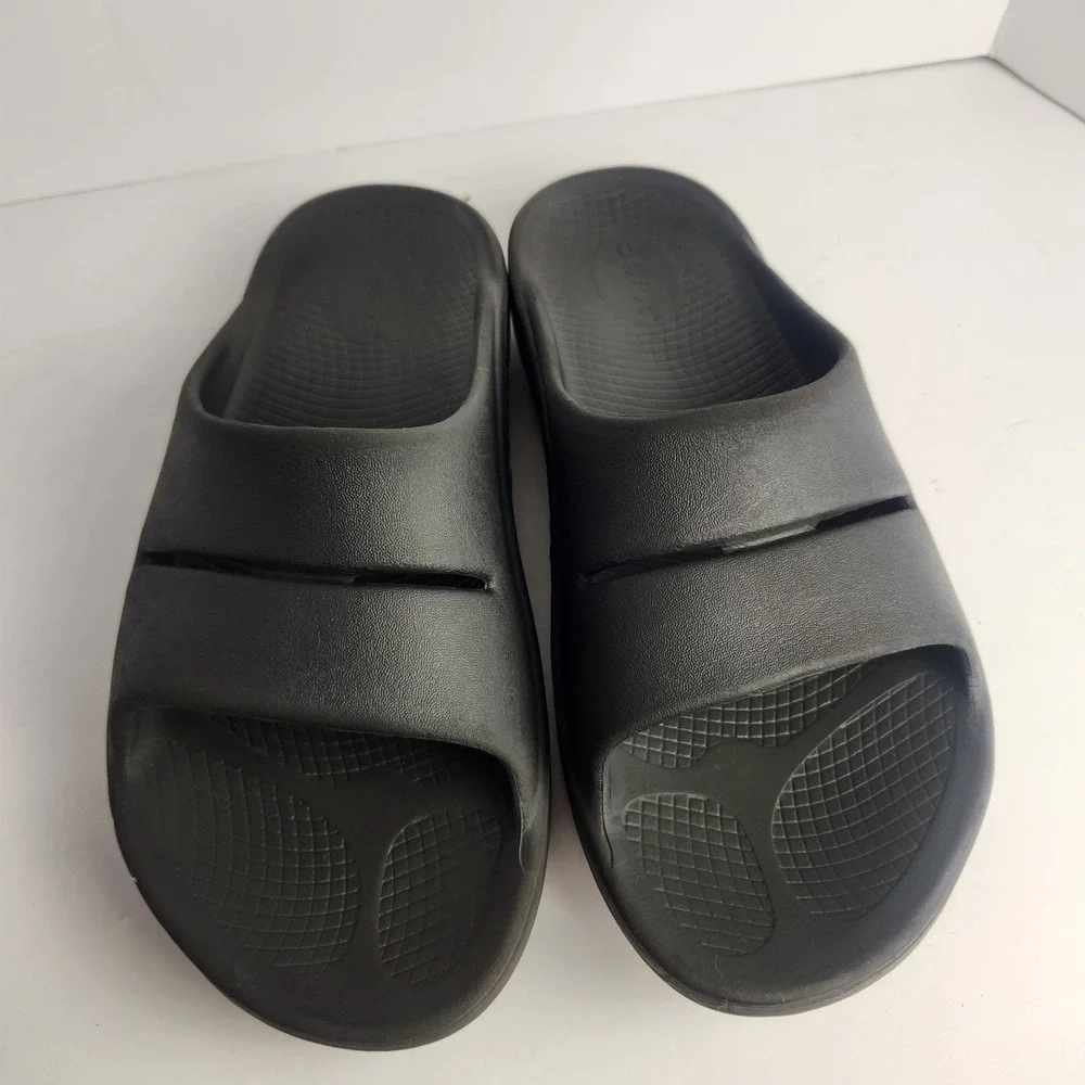 Oofos OOahh Men's Slip-On Casual Waterproof Sandals Black Size M(9)‎ W (11)